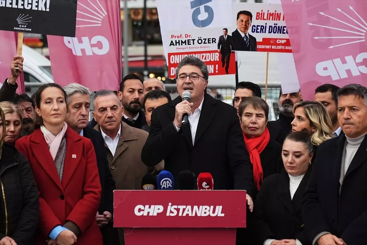 CHP Esenyurt’ta Protesto Düzenledi